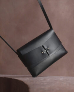 Sustainable Fashion & Design made in Düsseldorf: @sharokina

SUSTAIN! Pop-Up-Market & Panels rund um das Thema nachhaltige Mode, 27. Januar 2024 | @bilkerbunker curated by THE DORF

Wir stellen Euch die teilnehmenden Labels der erste Ausgabe von SUSTAIN! am 27. Januar 2024 vor: SHAROKINA steht für n...