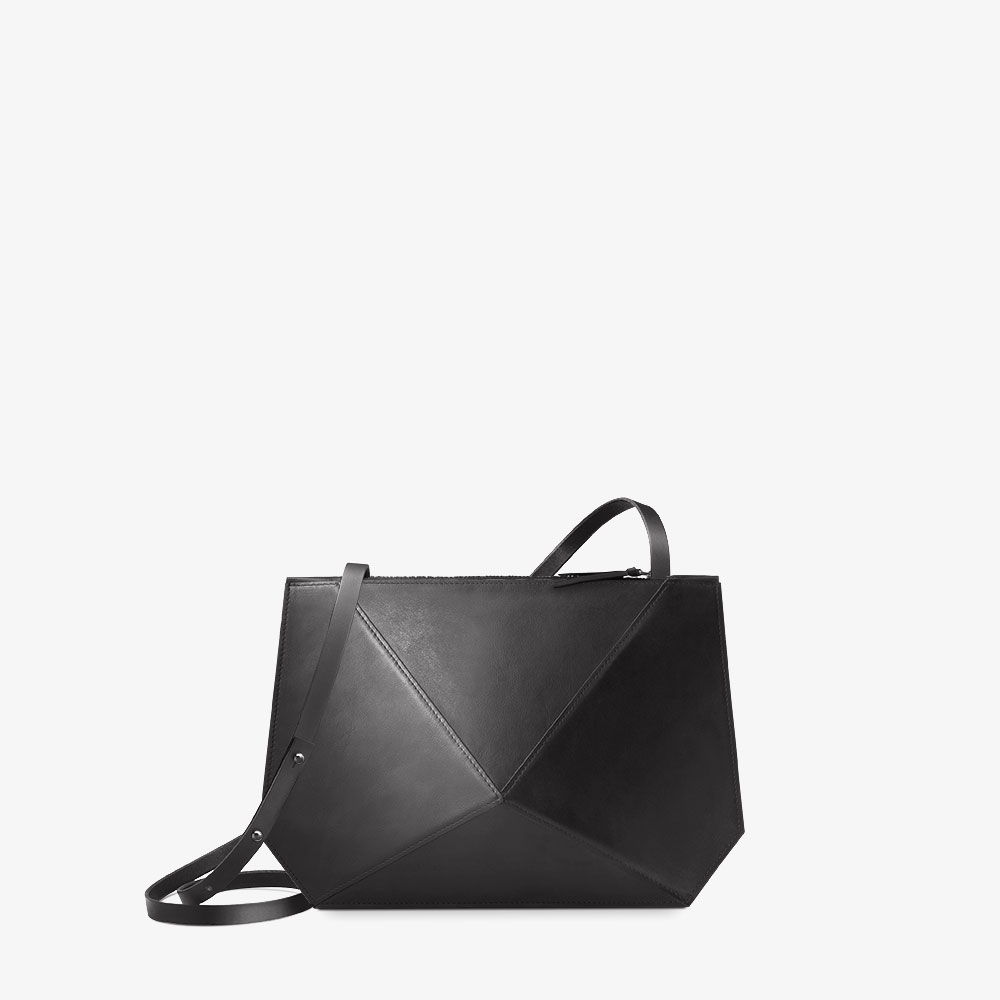 Evening leather bag in black, extravagant crystal shape, two-tone metal zipper. SHAROKINA Verta Pure.