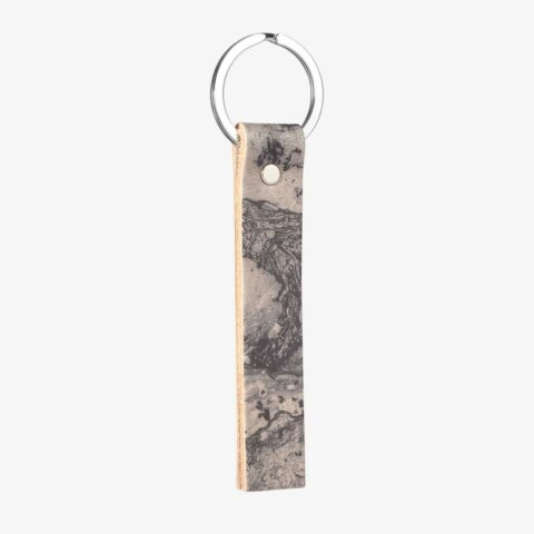 Vegetable-tanned leather keychain in nude and black, marble effect. SHAROKINA Vaga Marble